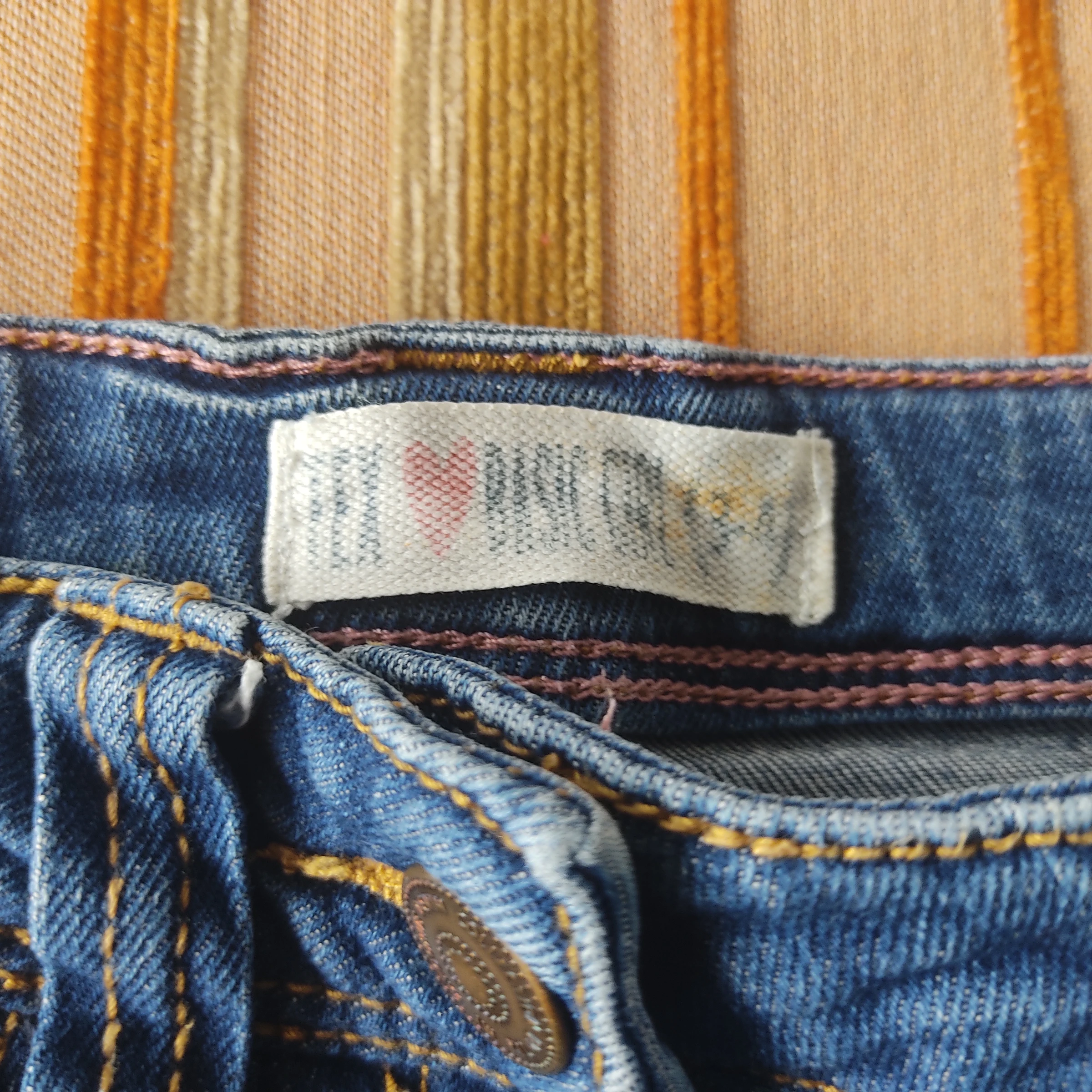 Short jeans. Size 3-4A (104 cm) – photo 3